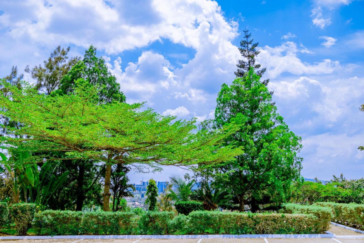 Nature Kigali Hotel Buitenkant foto